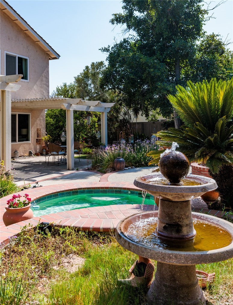 6049 E Mabury Avenue