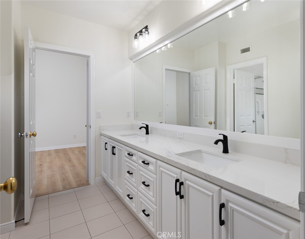 6406 E Abbeywood Road