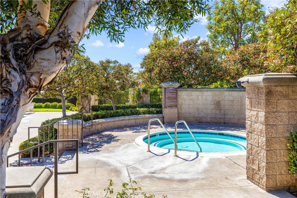 6406 E Abbeywood Road