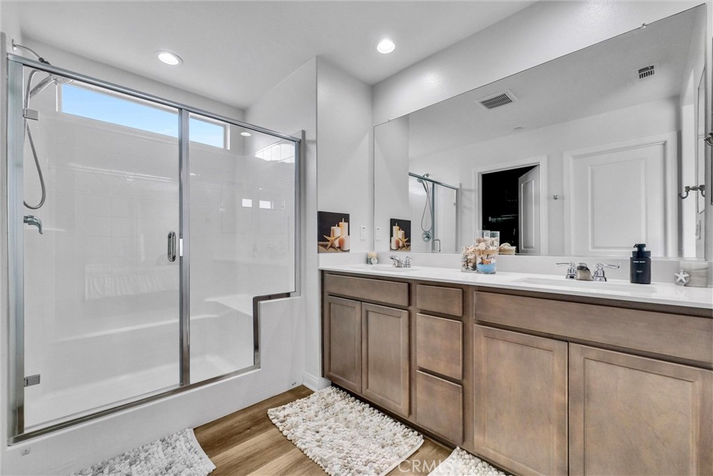 4656 Stratford Place