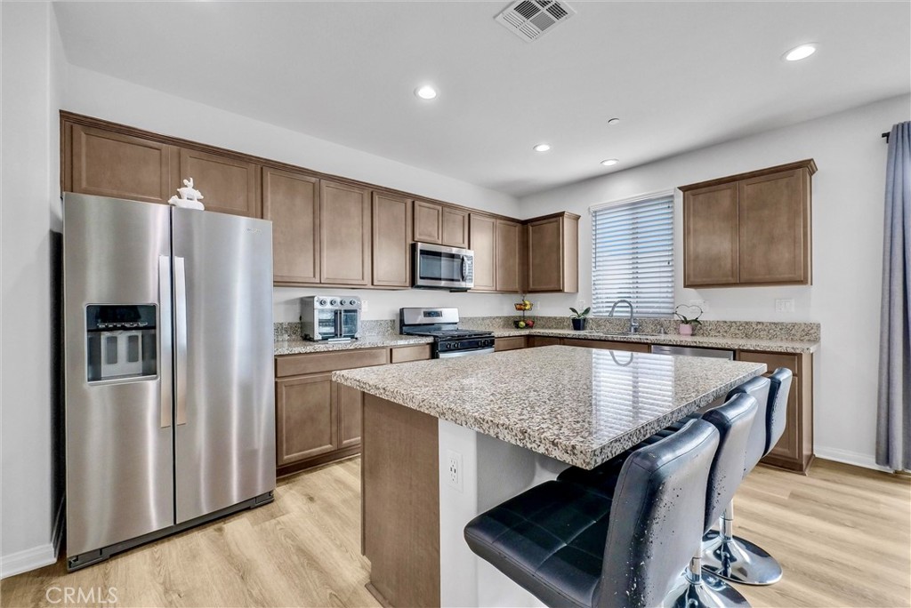 4656 Stratford Place