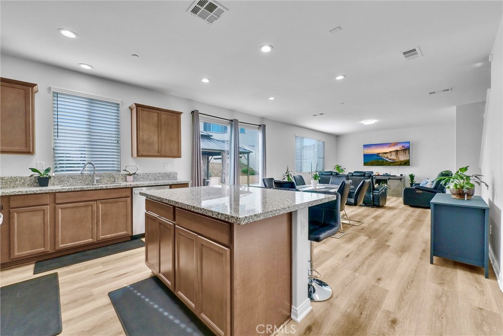 4656 Stratford Place