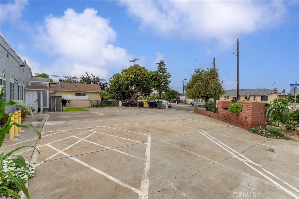6408 Perry Road