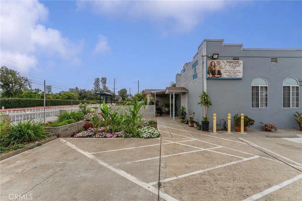 6408 Perry Road