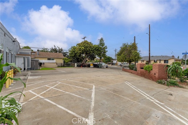 6408 Perry RD