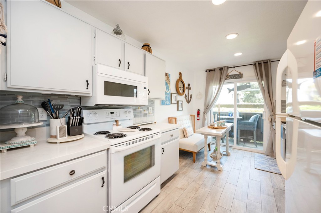 68 Corniche Drive B
