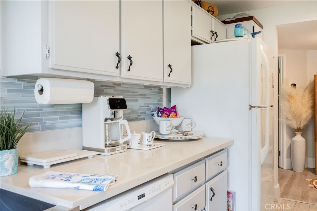 68 Corniche Drive B