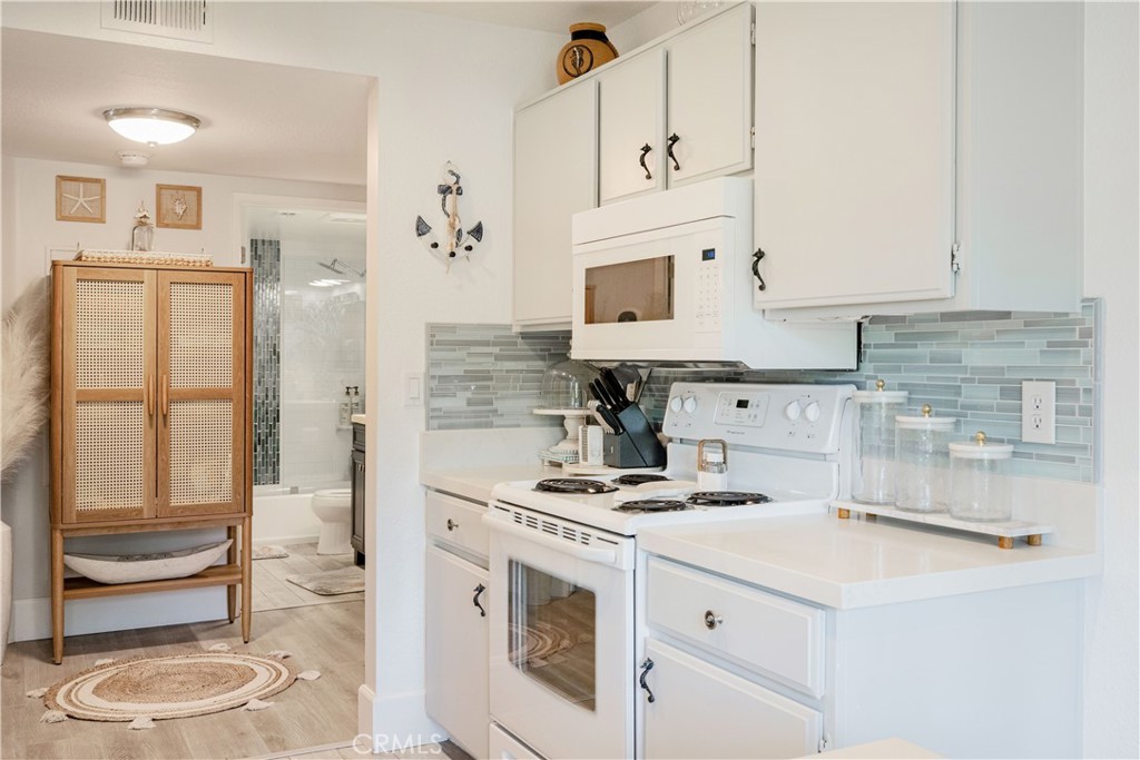 68 Corniche Drive B