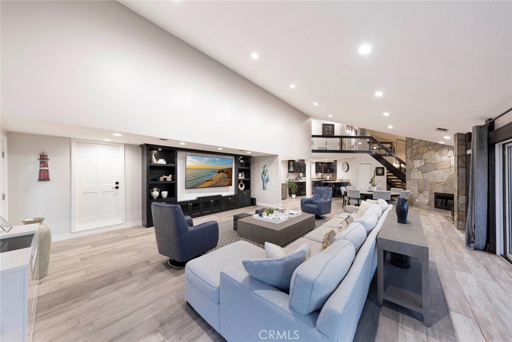 220 S Owens Drive