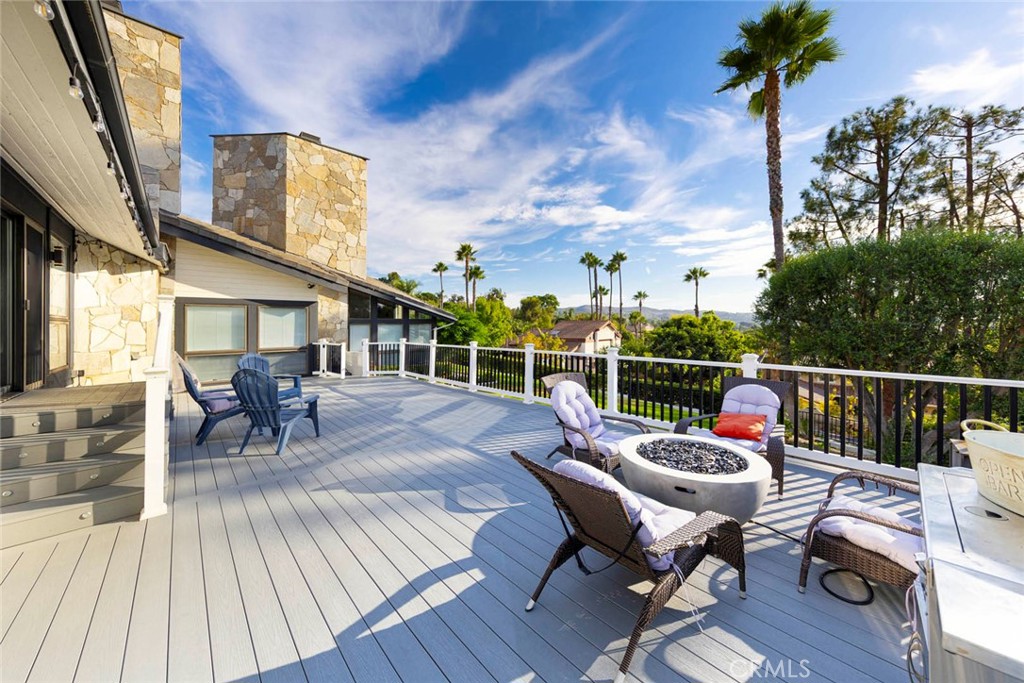 220 S Owens Drive