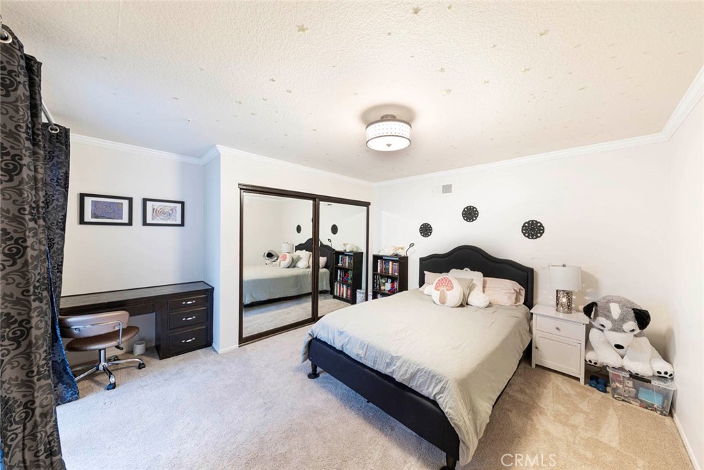 220 S Owens Drive