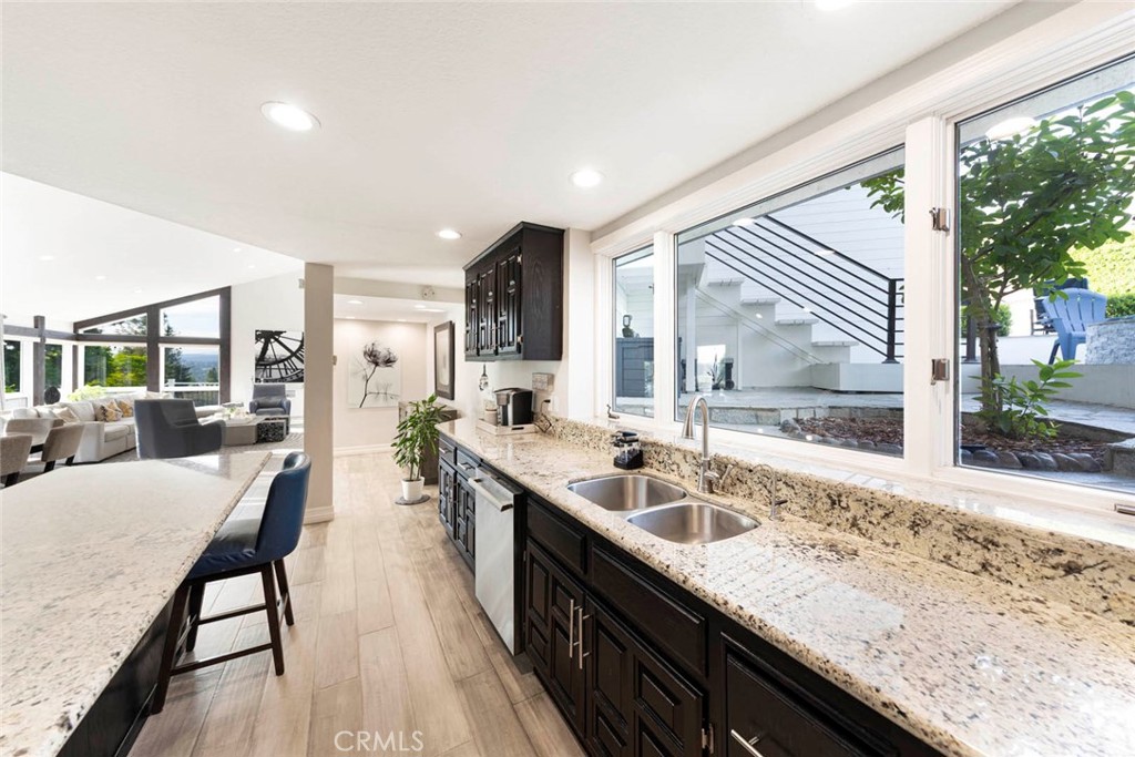 220 S Owens Drive