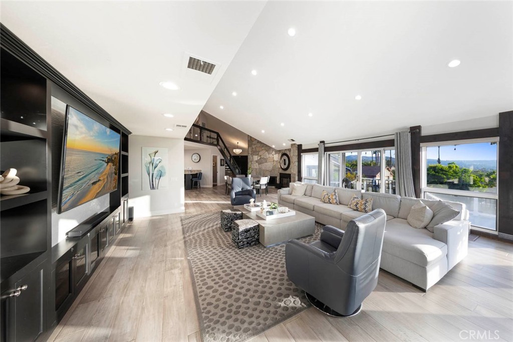 220 S Owens Drive