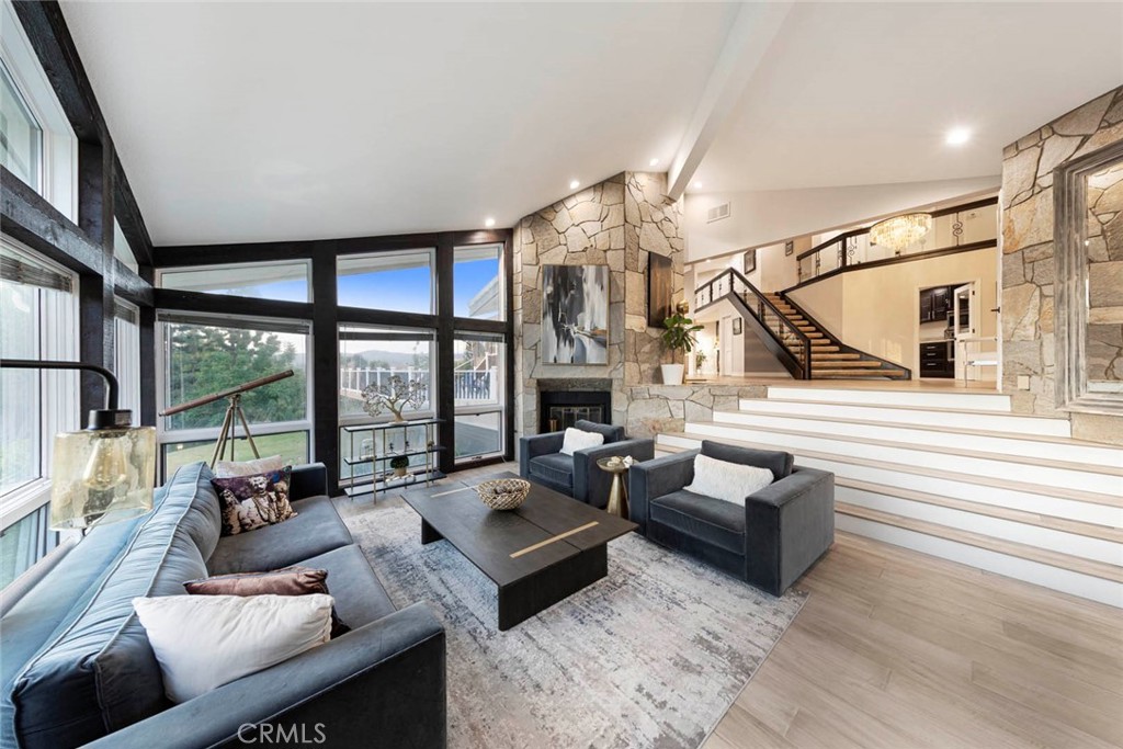 220 S Owens Drive
