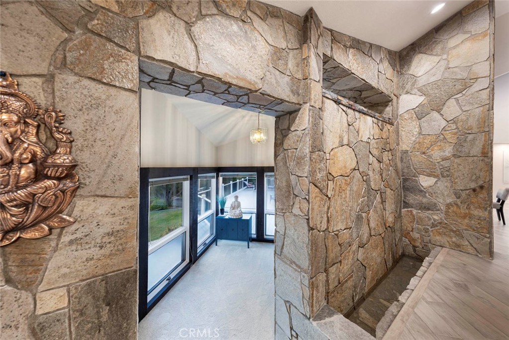 220 S Owens Drive