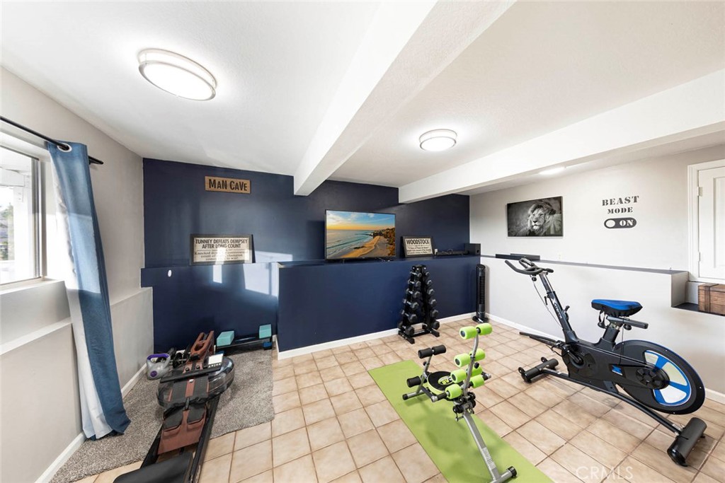 220 S Owens Drive
