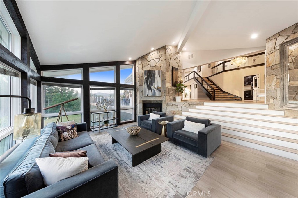 220 S Owens Drive
