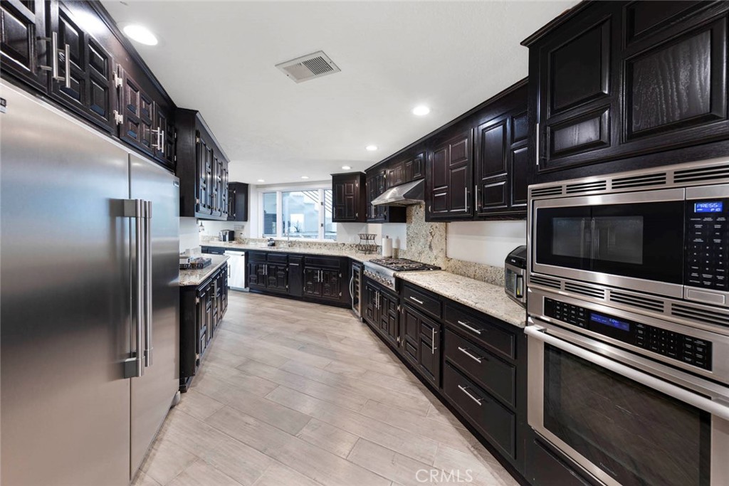 220 S Owens Drive