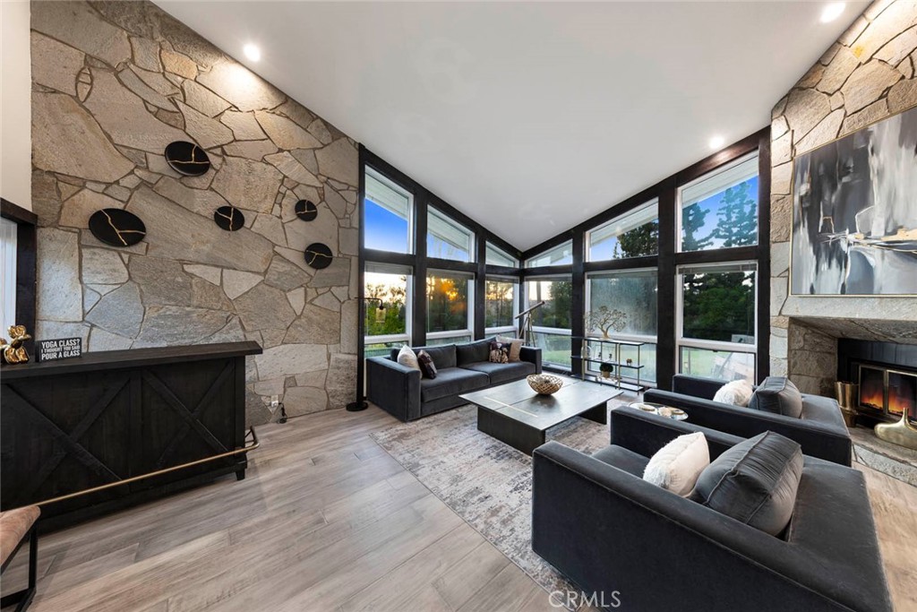 220 S Owens Drive