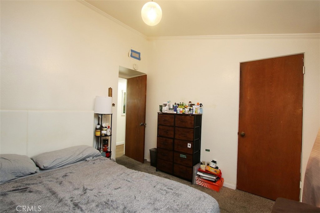 14422 VALLEY VIEW Avenue