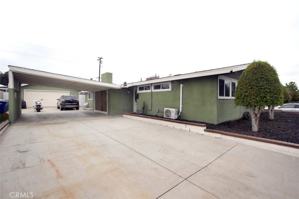 14422 VALLEY VIEW Avenue