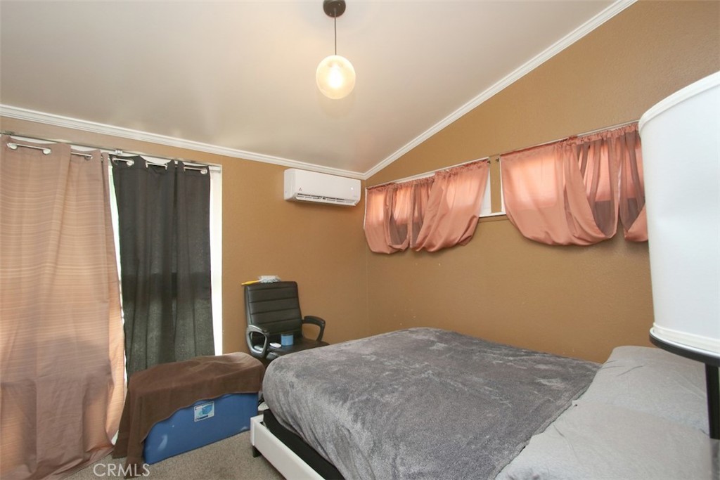 14422 VALLEY VIEW Avenue