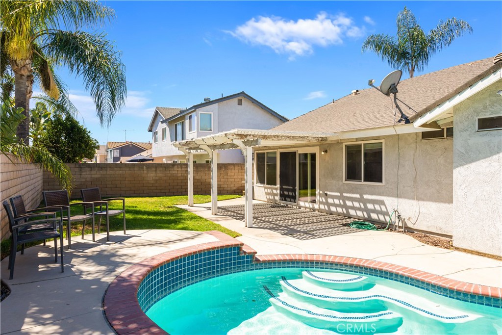 2707 S Del Norte Avenue