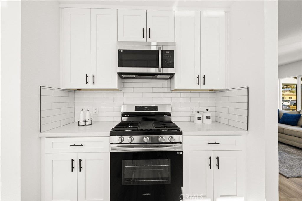 1531 E Mardina Street