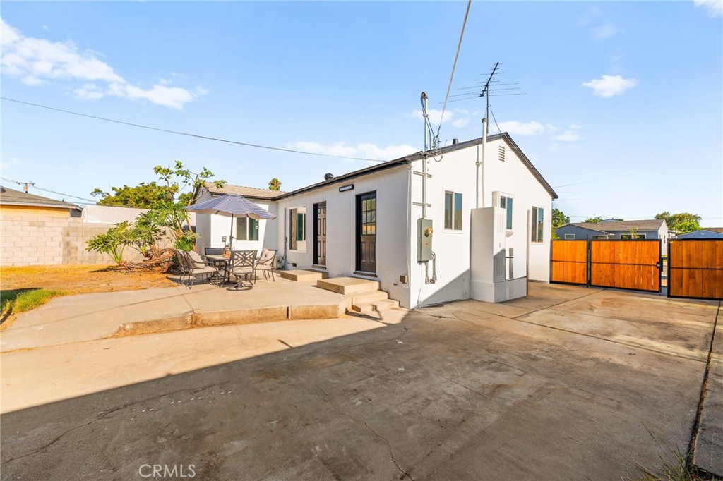 1531 E Mardina Street