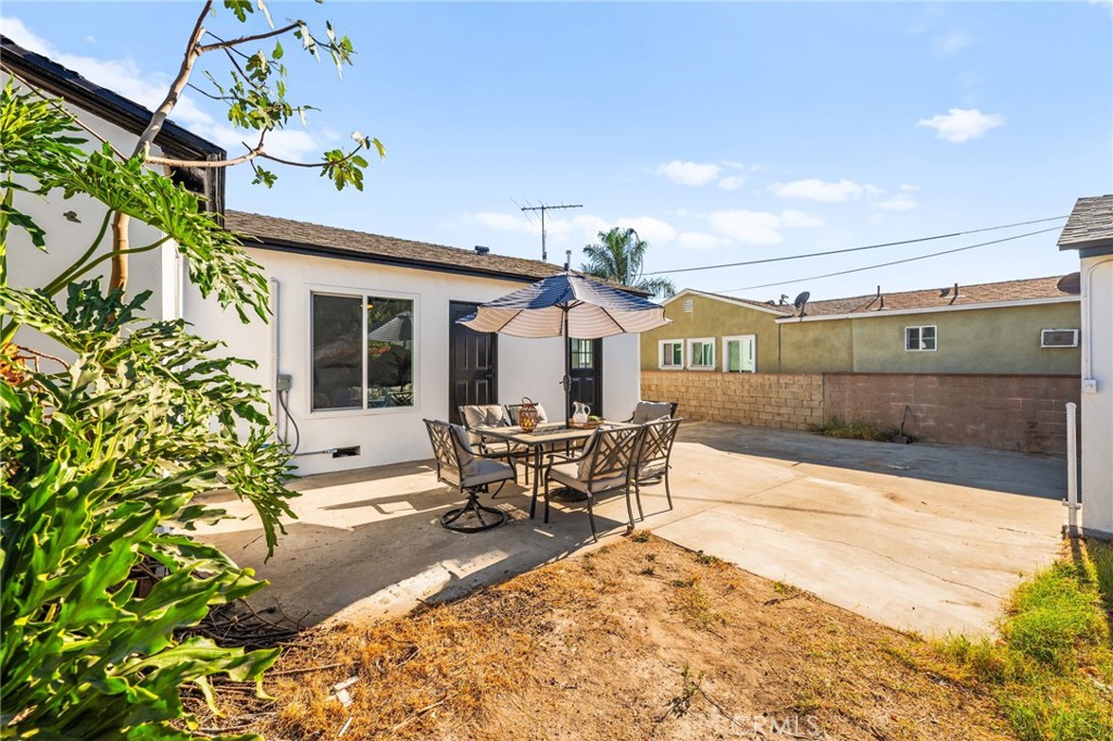 1531 E Mardina Street