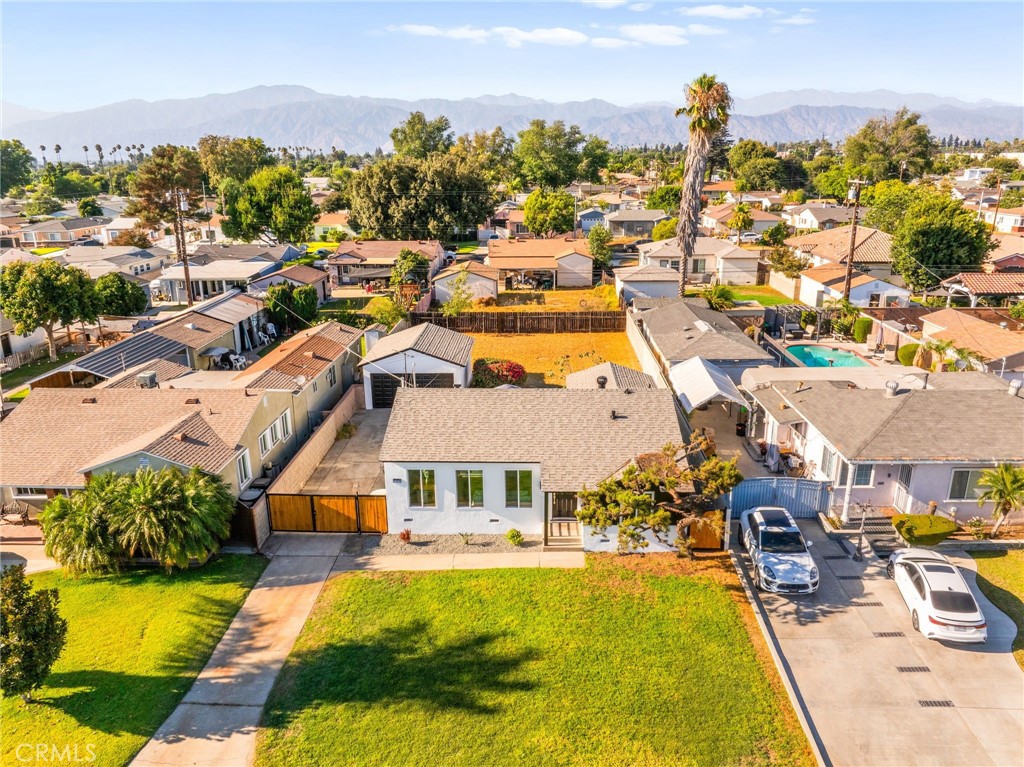 1531 E Mardina Street