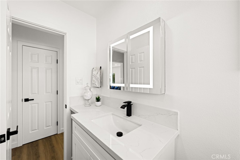 1531 E Mardina Street