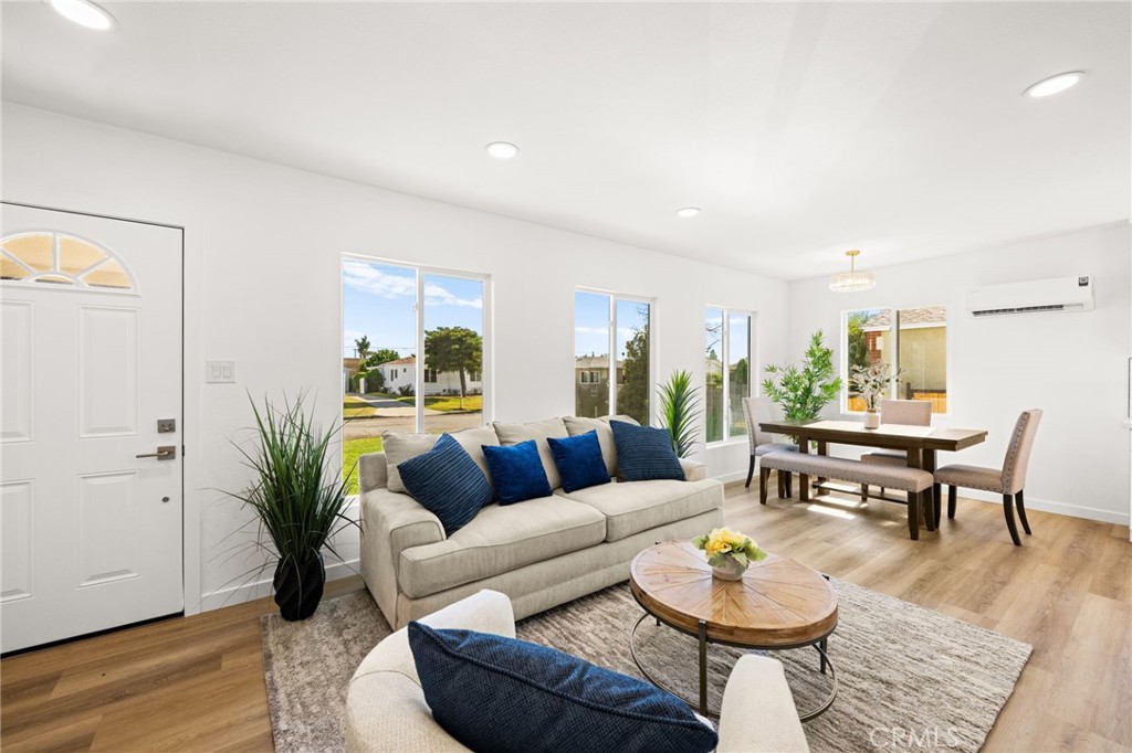 1531 E Mardina Street