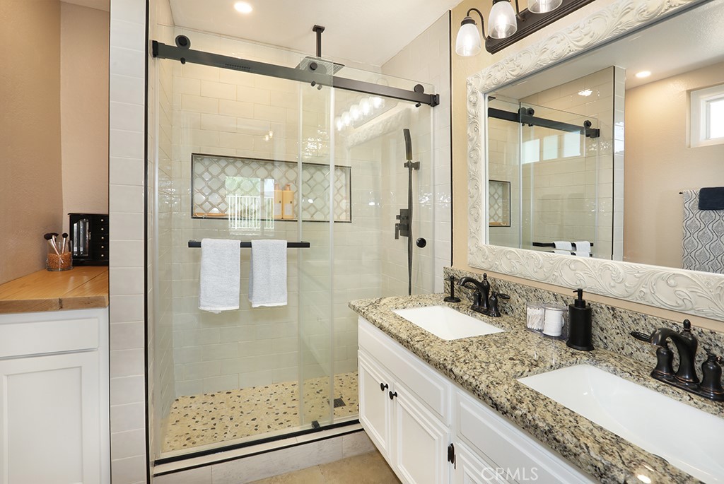 8491 E Frostwood Street