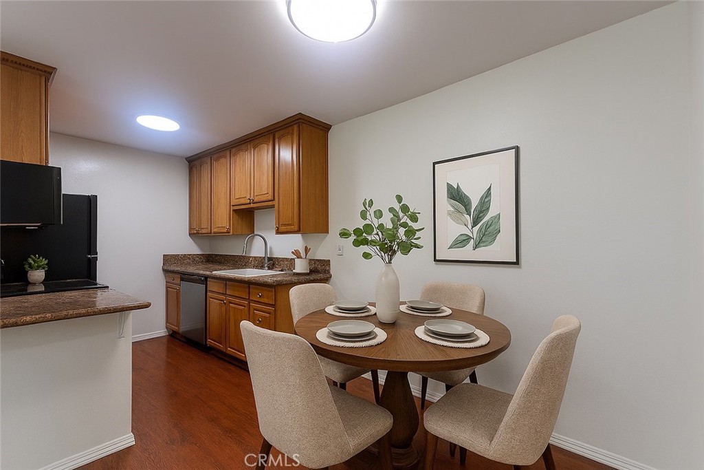 564 N Bellflower Boulevard 218