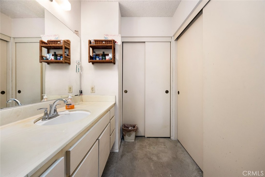 4510 W 5th Street 52