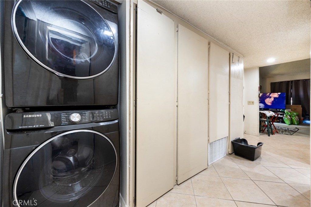 4510 W 5th Street 52