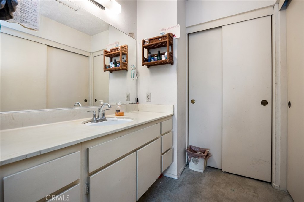 4510 W 5th Street 52