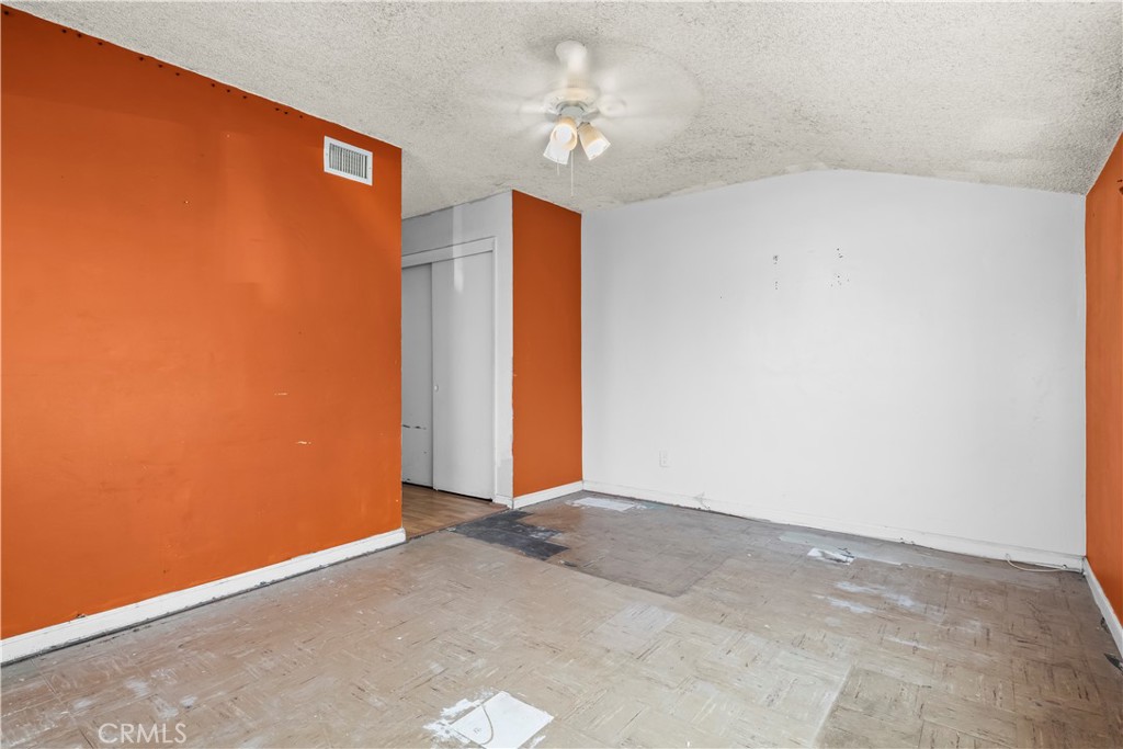 11140 Montlake Drive