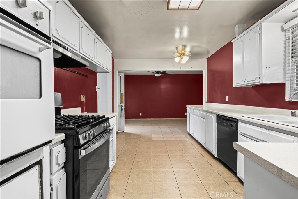 11140 Montlake Drive