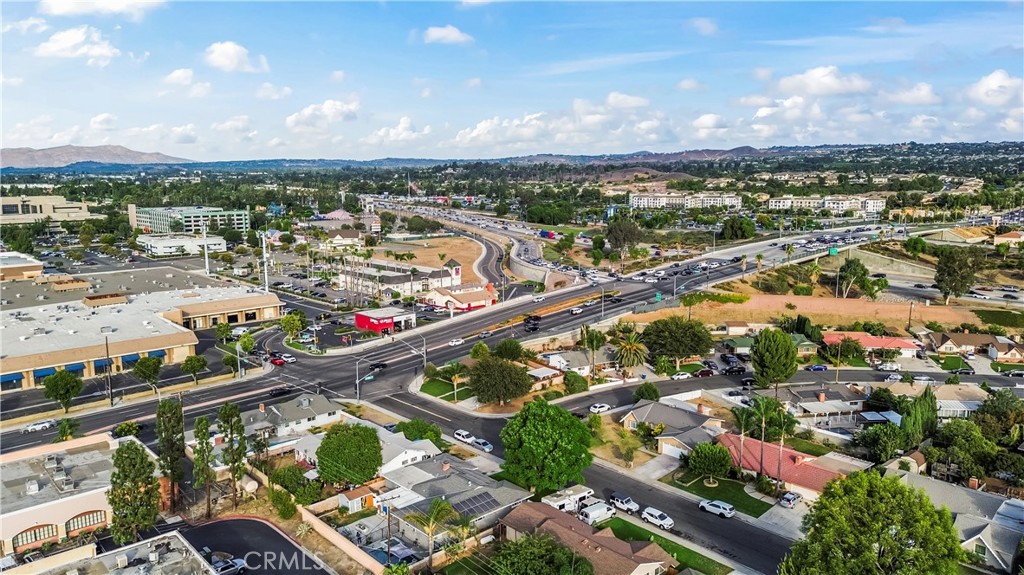 11140 Montlake Drive