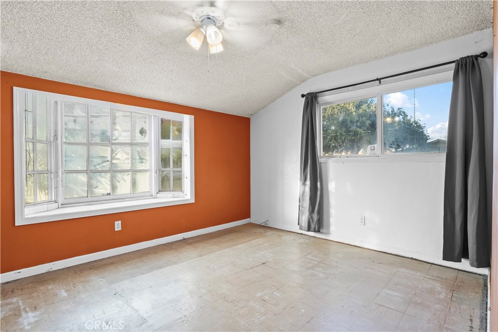 11140 Montlake Drive