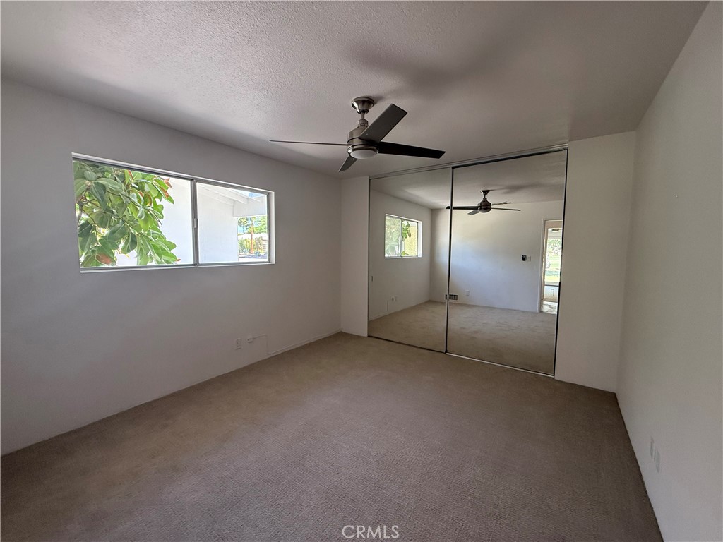 2217 S Bobolink Lane