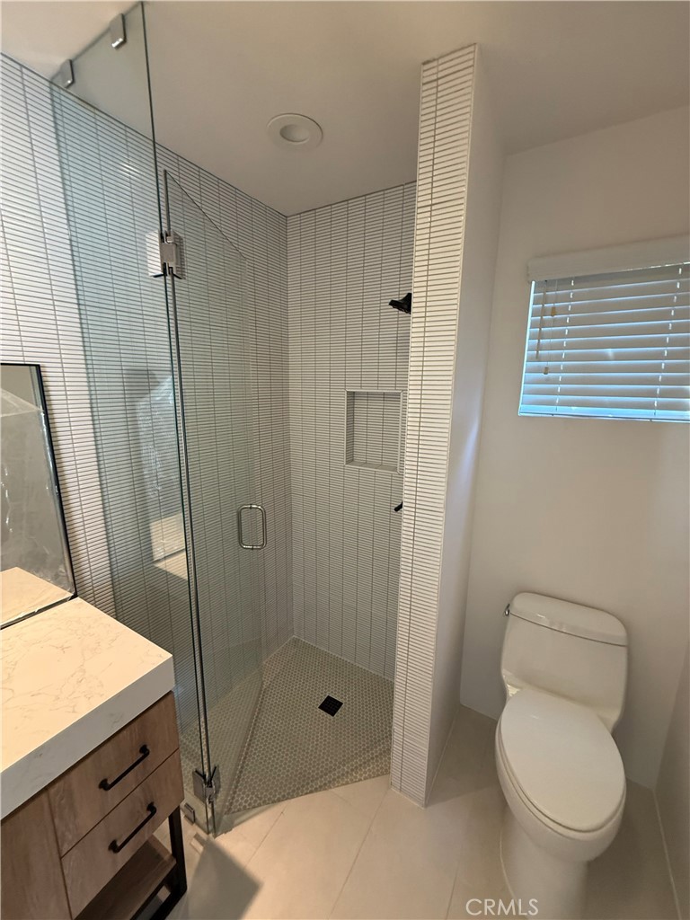 2217 S Bobolink Lane