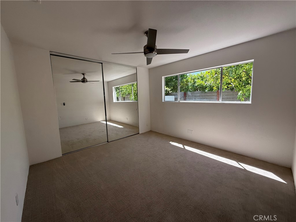 2217 S Bobolink Lane