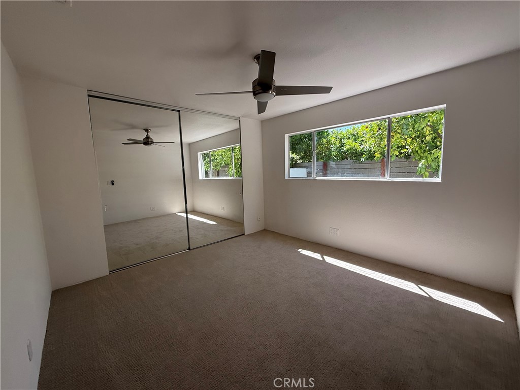 2217 S Bobolink Lane