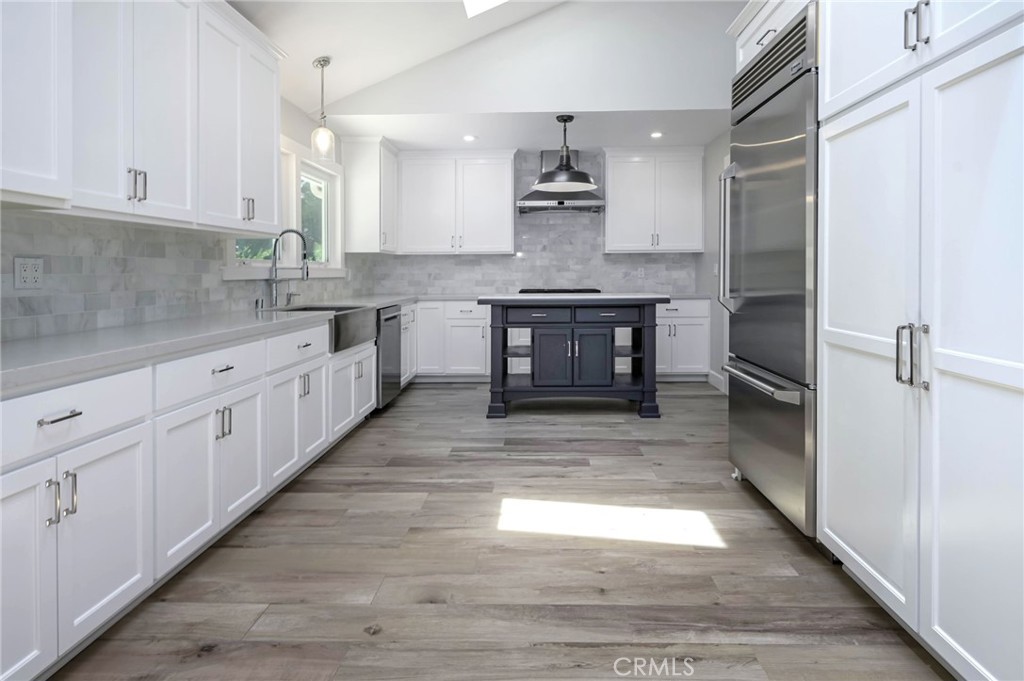 5132 STONE CANYON Avenue