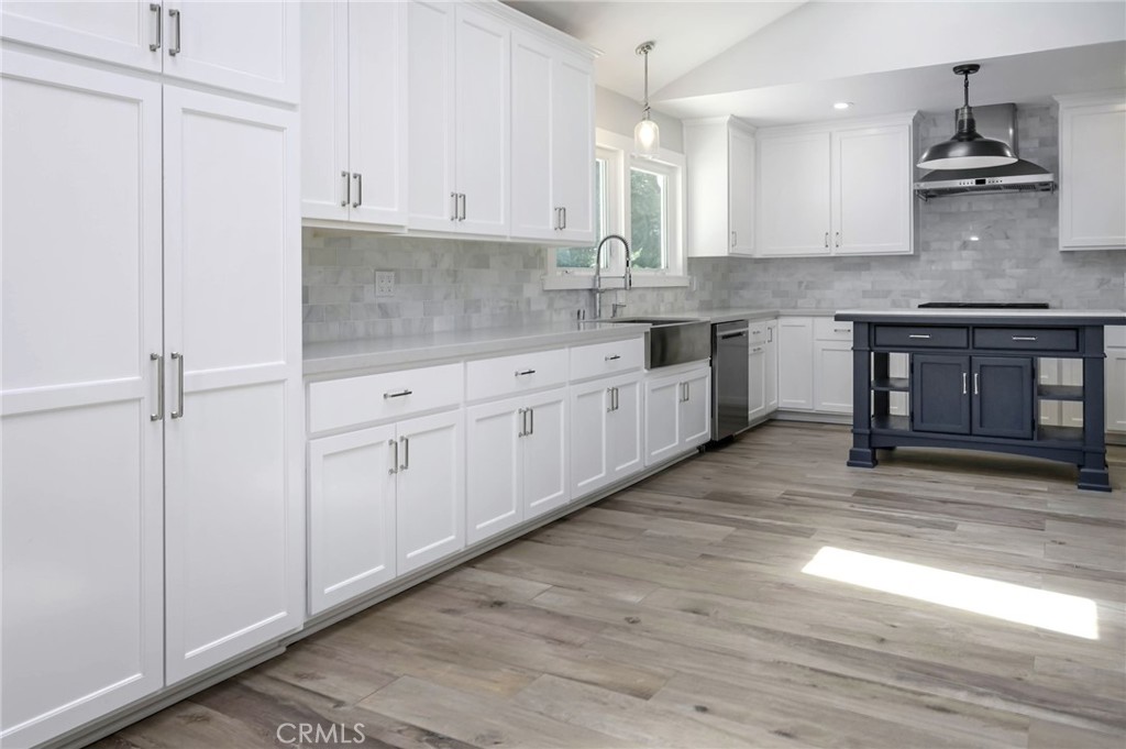 5132 STONE CANYON Avenue