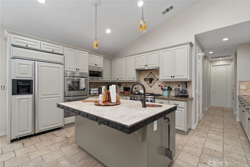 2885 Citrocado Ranch Street