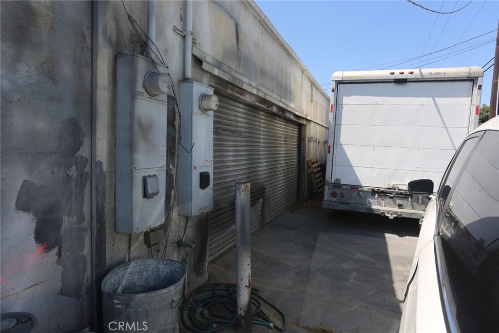 5588 Atlantic Avenue